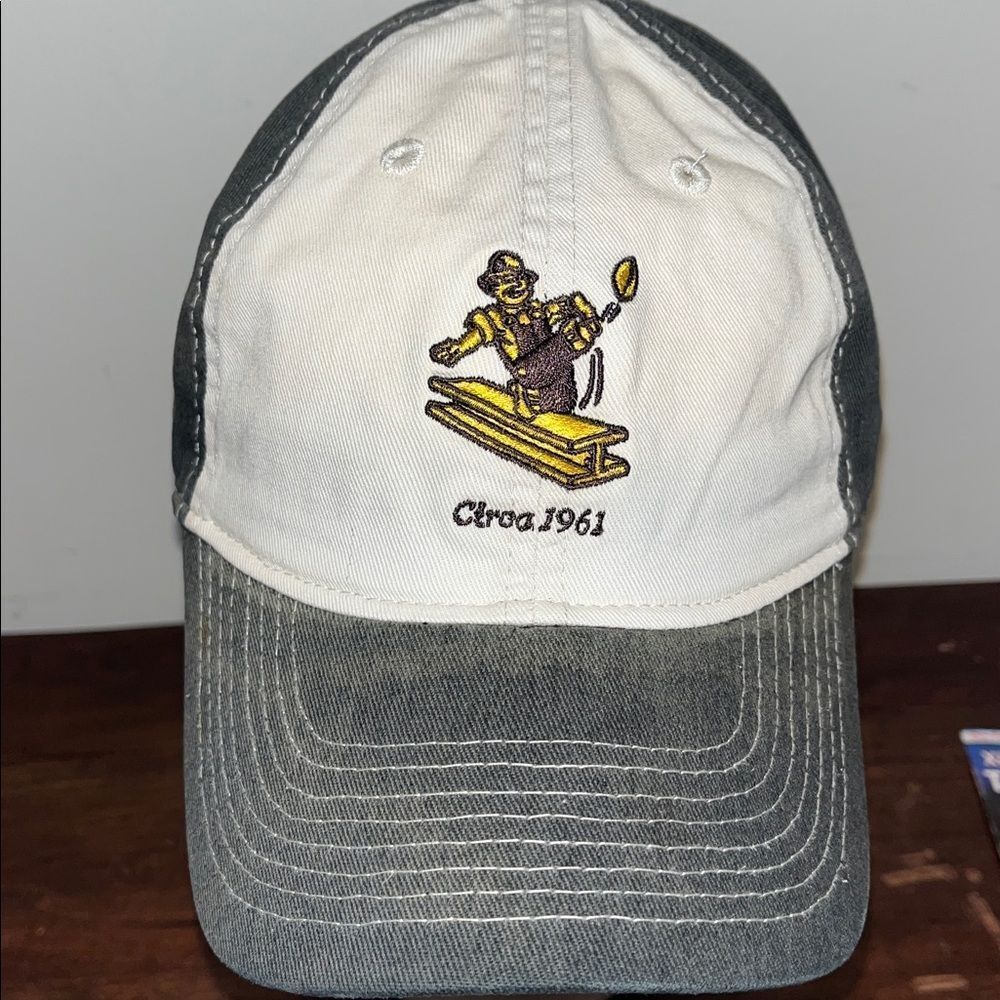 Used worn Steely McBeam Pittsburgh Steelers NFL Golf Men’s Reebok gear cap hat